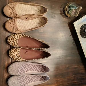 3 pairs of flats